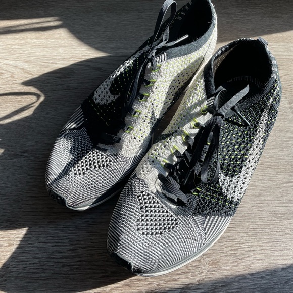 Nike flyknit racer volt - Picture 2 of 6